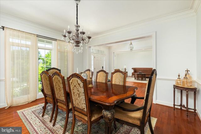 8906 LAUREL OVERLOOK DR, Lorton, VA 22079