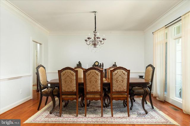 8906 LAUREL OVERLOOK DR, Lorton, VA 22079
