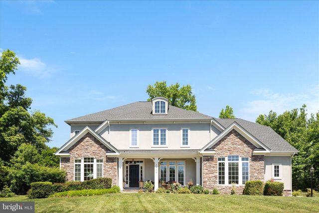 8906 LAUREL OVERLOOK DR, Lorton, VA 22079