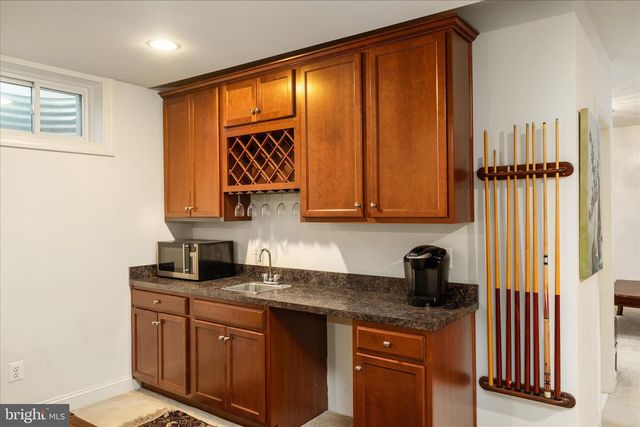 8906 LAUREL OVERLOOK DR, Lorton, VA 22079