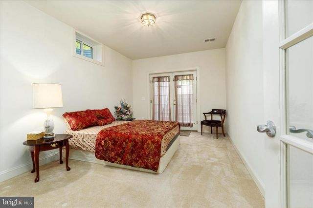 8906 LAUREL OVERLOOK DR, Lorton, VA 22079