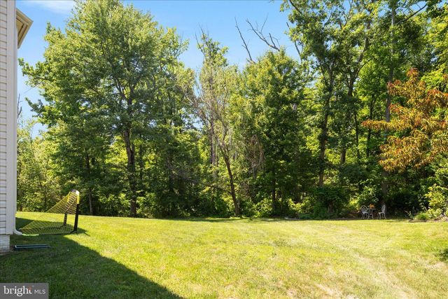 8906 LAUREL OVERLOOK DR, Lorton, VA 22079