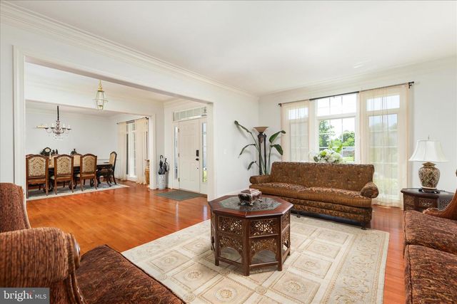 8906 LAUREL OVERLOOK DR, Lorton, VA 22079