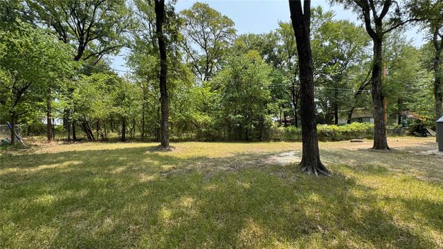 228 Whispering Trail, Gun Barrel City, TX 75156