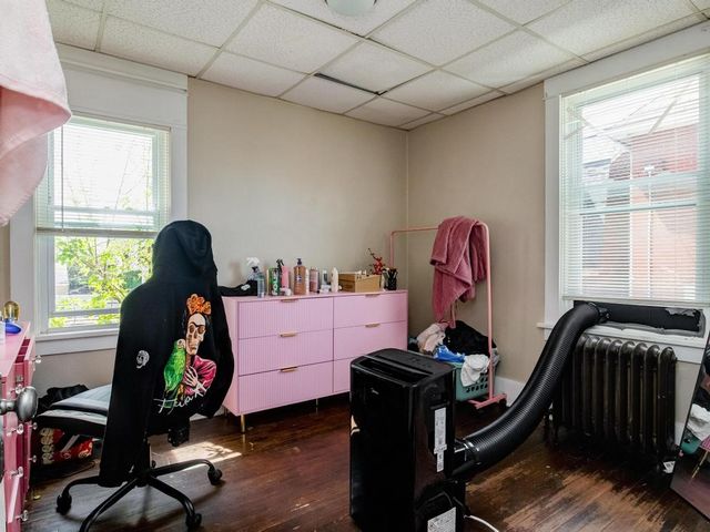 282 9th St, Ambridge, PA 15003