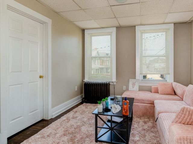 282 9th St, Ambridge, PA 15003
