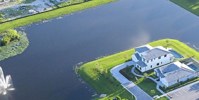 4968 Caladium Way Livingston 4, Davie, FL 33328
