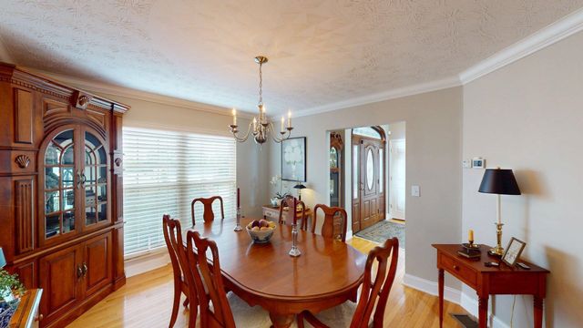 109 Private Drive 633, Chesapeake, OH 45619