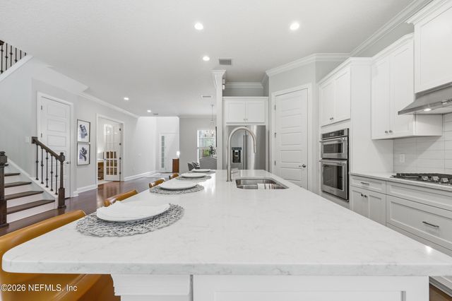 275 FRESHWATER Drive, St. Johns, FL 32259