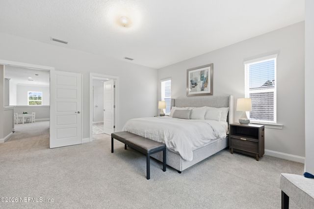 275 FRESHWATER Drive, St. Johns, FL 32259