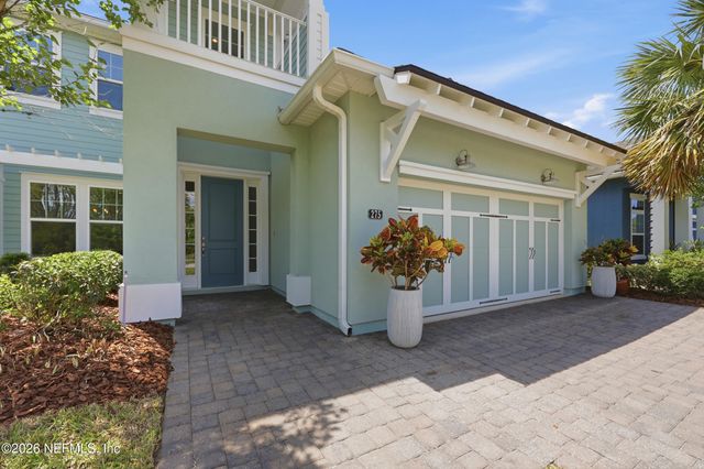 275 FRESHWATER Drive, St. Johns, FL 32259
