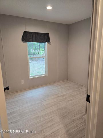 308 WILSON Drive, Interlachen, FL 32148