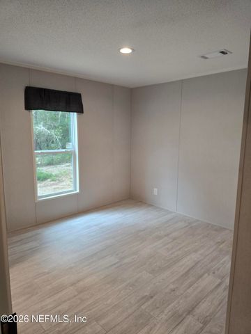 308 WILSON Drive, Interlachen, FL 32148