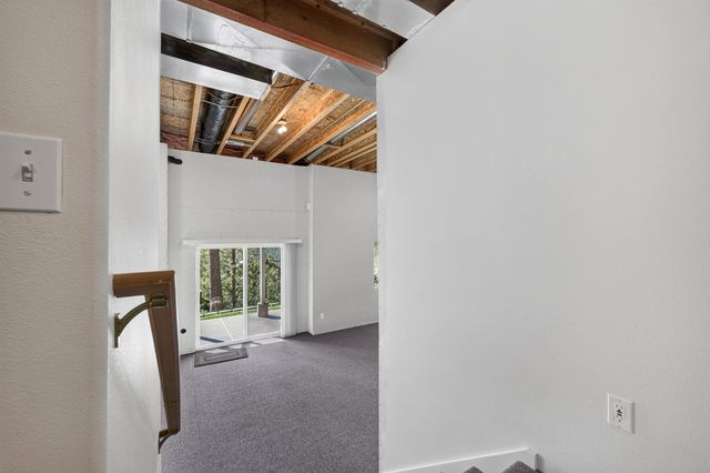 1306 E Blackwood Ln, Spokane, WA 99223