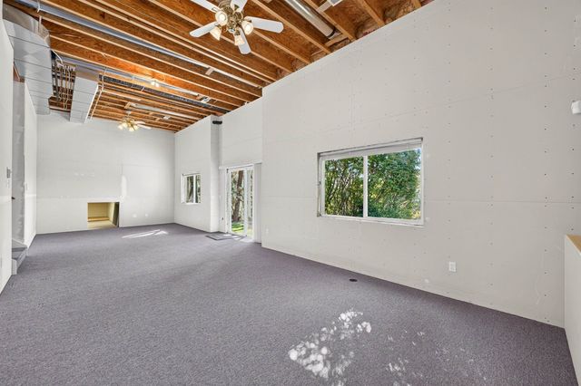 1306 E Blackwood Ln, Spokane, WA 99223