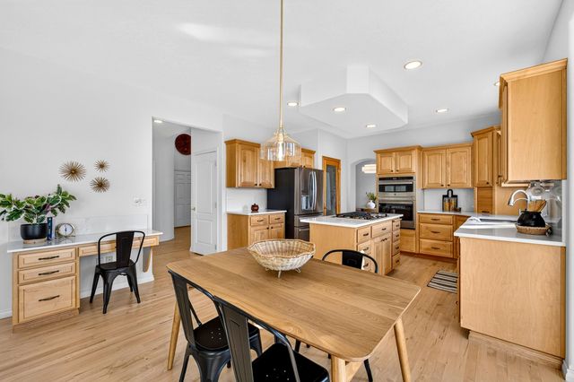 1306 E Blackwood Ln, Spokane, WA 99223