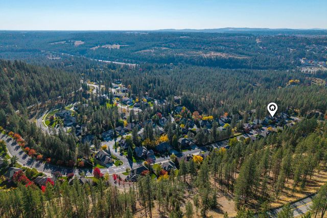 1306 E Blackwood Ln, Spokane, WA 99223