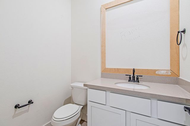 153 Peninsula Point Drive, Montgomery, TX 77356