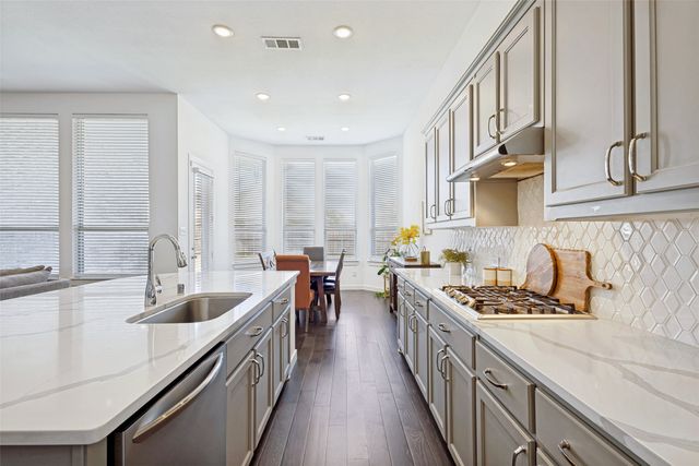 1921 Campground Way, Aubrey, TX 76227