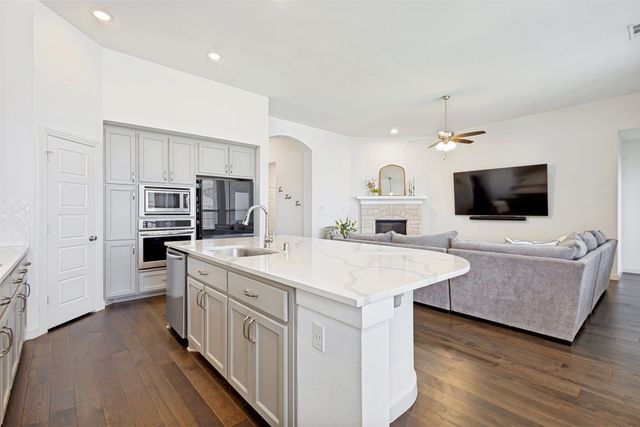 1921 Campground Way, Aubrey, TX 76227