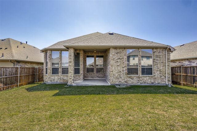 1921 Campground Way, Aubrey, TX 76227