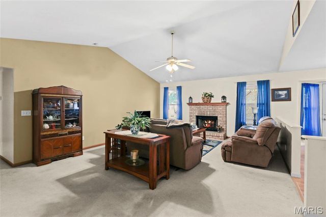 8 Knoll Ridge Court, O'fallon, MO 63368