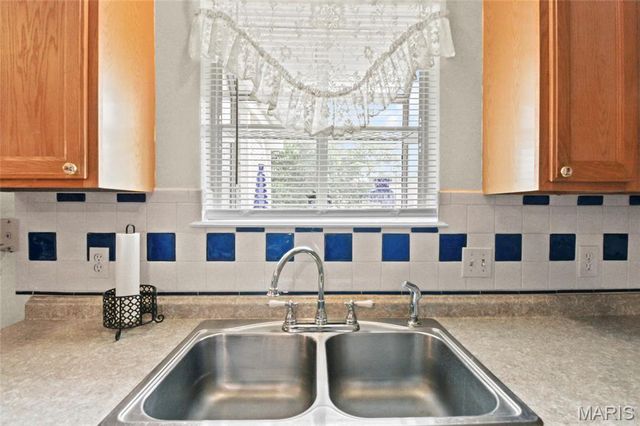 8 Knoll Ridge Court, O'fallon, MO 63368