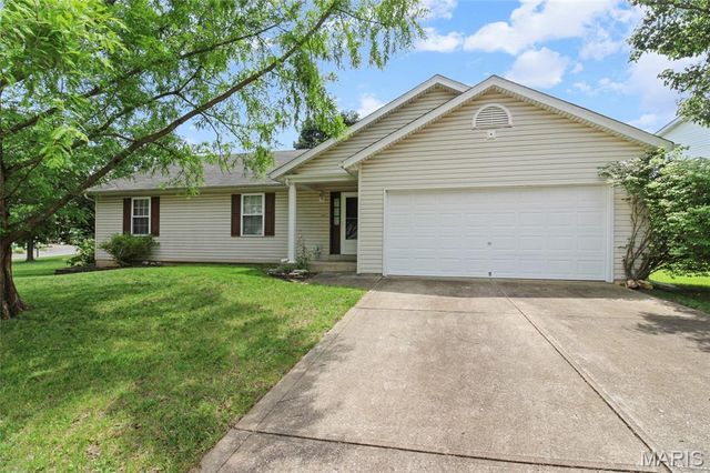 8 Knoll Ridge Court, O'fallon, MO 63368