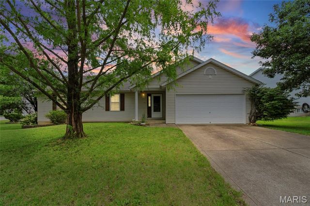 8 Knoll Ridge Court, O'fallon, MO 63368