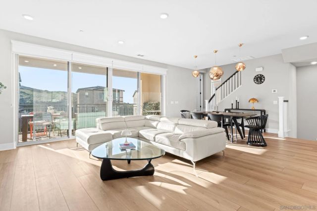 15852 Wenzel Ct, San Diego, CA 92127