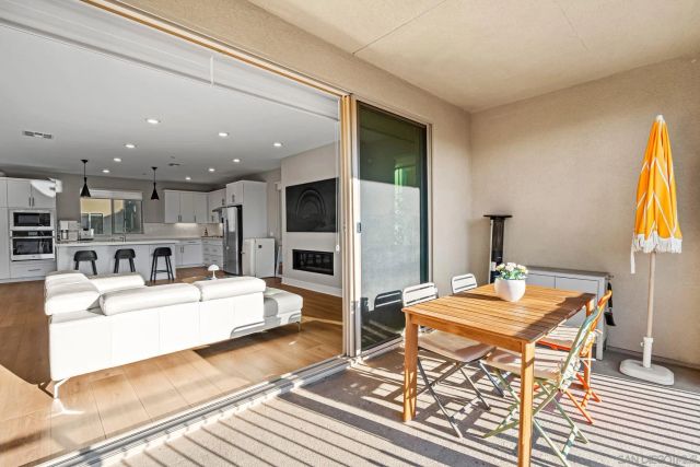 15852 Wenzel Ct, San Diego, CA 92127