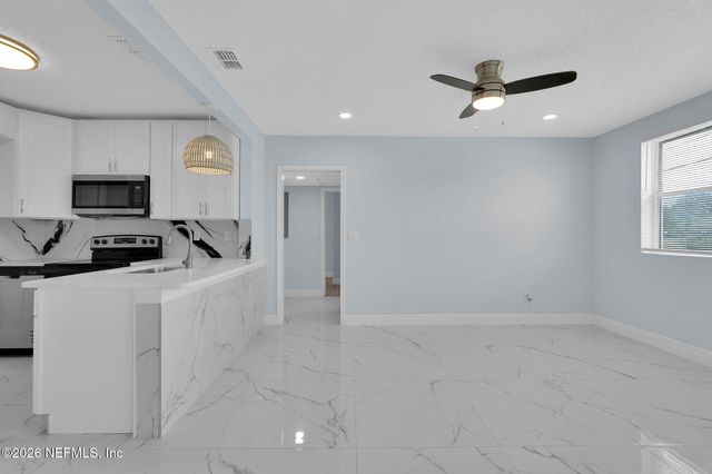 904 KENNARD Street, Jacksonville, FL 32208