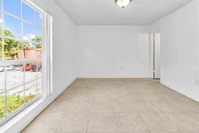 7201 Miami Lakes Drive B14, Miami Lakes, FL 33014