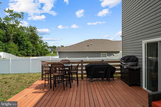 25 WILSON DR, Berryville, VA 22611