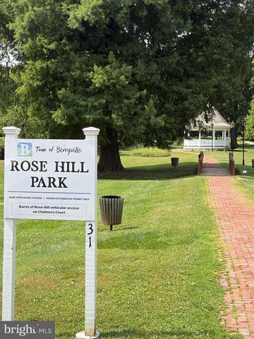 25 WILSON DR, Berryville, VA 22611