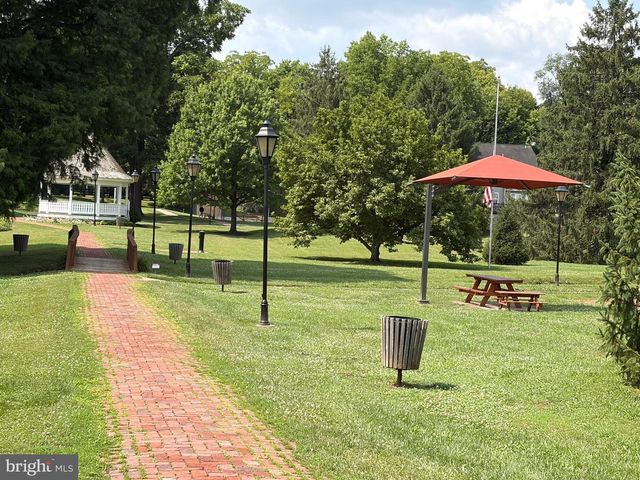 25 WILSON DR, Berryville, VA 22611