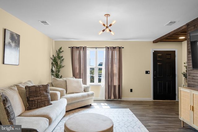 25 WILSON DR, Berryville, VA 22611