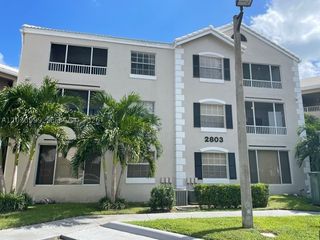 2851 N Oakland Forest Dr 102, Oakland Park, FL 33309