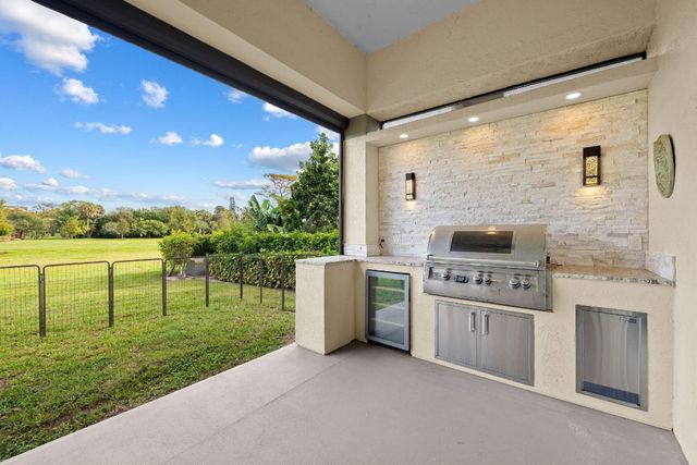 2920 Oak Tree Drive, Oakland Park, FL 33309