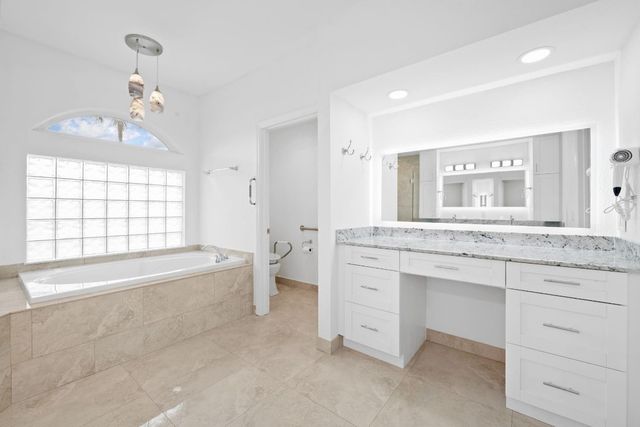 2920 Oak Tree Drive, Oakland Park, FL 33309