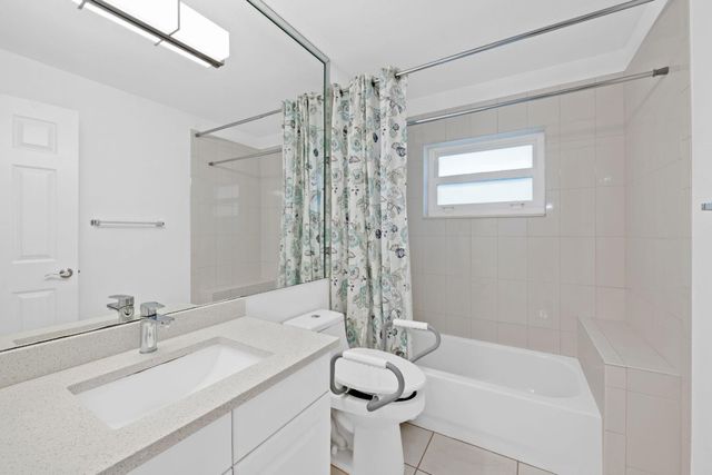 2920 Oak Tree Drive, Oakland Park, FL 33309