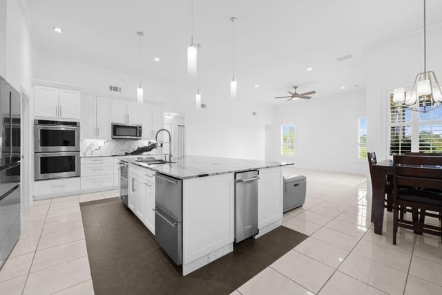 2920 Oak Tree Drive, Oakland Park, FL 33309