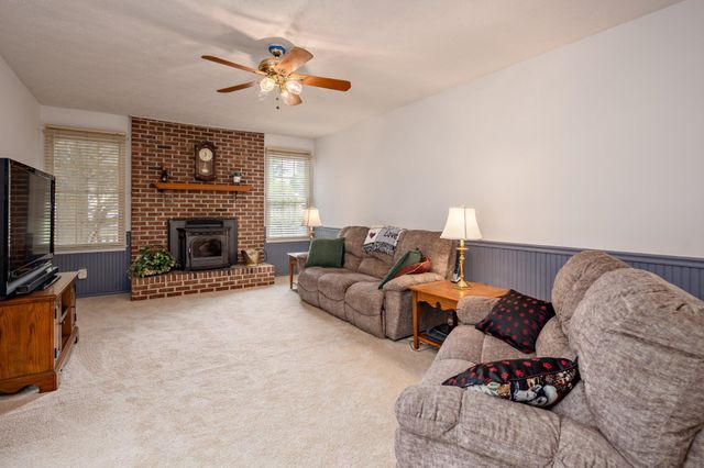 933 DELRAY DR, Forest Hill, MD 21050