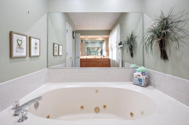 933 DELRAY DR, Forest Hill, MD 21050