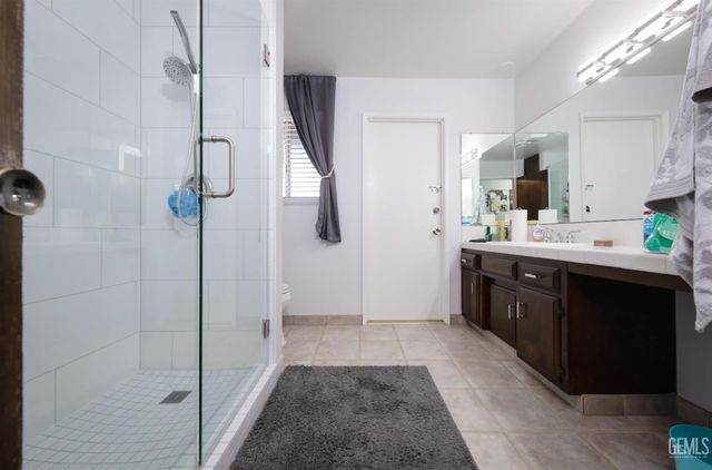 109 Bermuda, Bakersfield, CA 93309