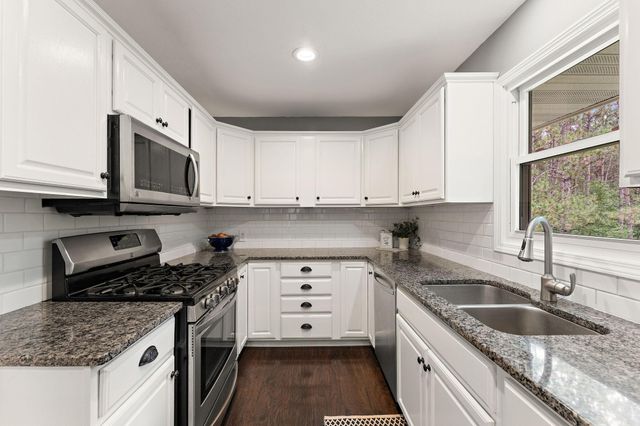 657 Perch Lake Road, Hudson, WI 54016