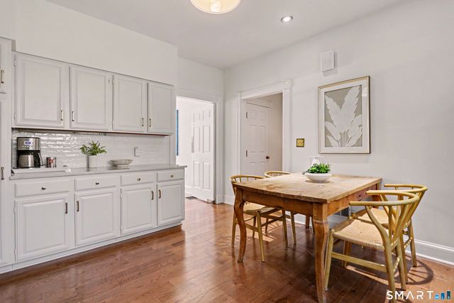 462 Riverside Avenue, Westport, CT 06880