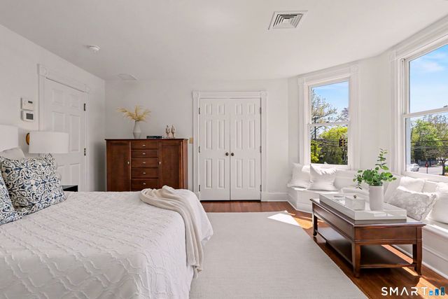 462 Riverside Avenue, Westport, CT 06880