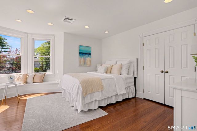 462 Riverside Avenue, Westport, CT 06880