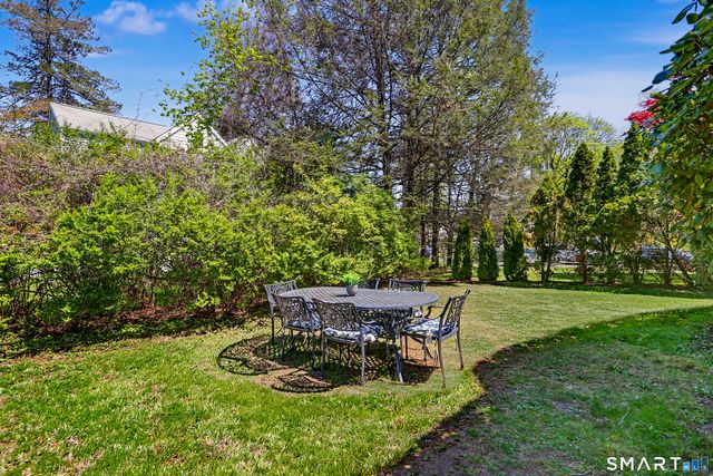 462 Riverside Avenue, Westport, CT 06880